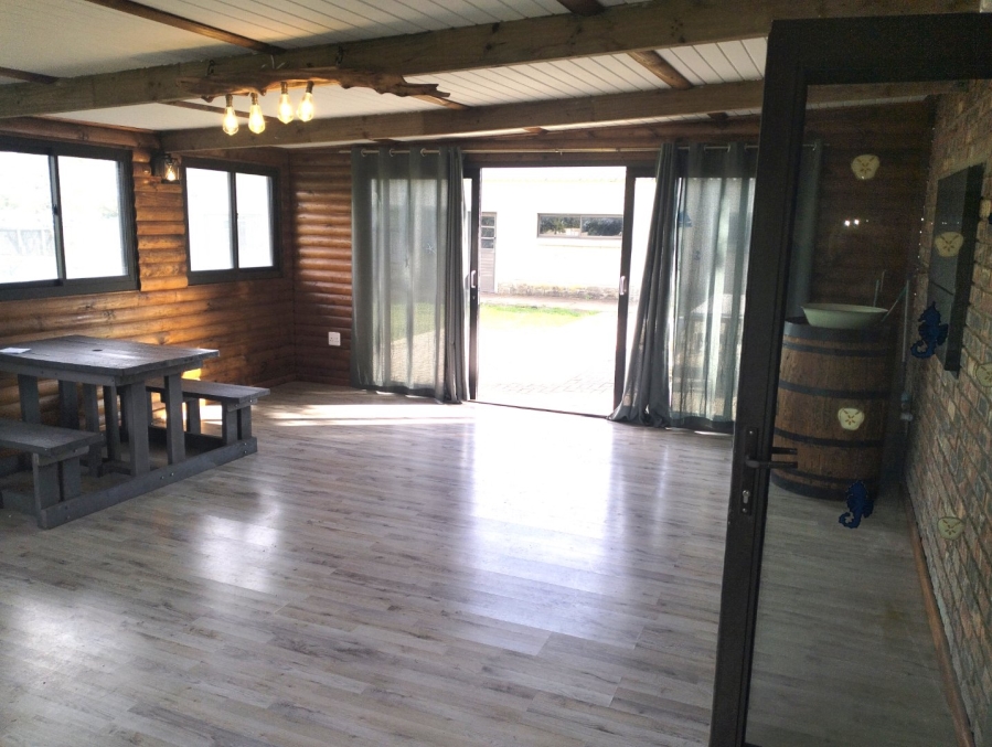 To Let 2 Bedroom Property for Rent in Aalwyndal Western Cape